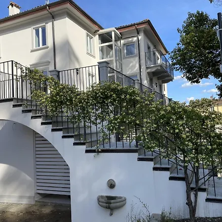 Aparthotel Valesca 3*